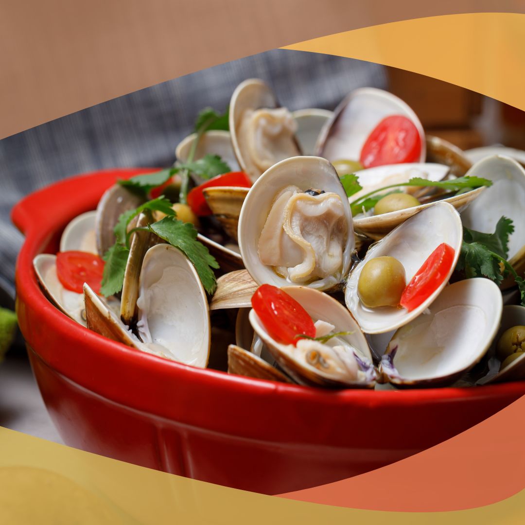 【自助餐月月賞 📅 Monthly Buffet Offers】
🌞夏天就是自助餐的代名詞!蒞臨Café East暢享一系列海鮮美饌,包括清酒煮珍寶蜆、花雕蒸蟹及香辣蒜蓉蒸青龍蝦等。不要錯過最「爽」的炎夏活動。
🍴 Summer = the buffet season! Savour the best of what we offer at Café East Seafood Feast and delight in Sake Braised Jumbo Clams, Steamed Crabs with Hua Diao, Spicy Garlic Rock Lobsters and many more!
----------
優惠Offer 1️⃣
星期一至日4位或以上自助午餐6折
40% savings on lunch buffet bookings of 4 or more persons
優惠Offer 2️⃣
「嘗薈」會員專享自助餐買2送1
Buy 2, Get 1 Free buffet offer for Epicure member
優惠Offer 3️⃣
8位或以上生日晚餐送蛋糕及氣泡酒
Complimentary cake and sparkling wine for birthday dinners of 8 or more persons
----------
預訂 | Book Now
☎: 2313 4222
🖥️: 請到主頁面點擊連結 Link in Bio
*自助餐菜式輪換供應 Buffet items are on a rotational basis
#NewWorldHotels #MyMillennium #NewWorldMillenniumHongKongHotel #千禧新世界香港酒店 #CafeEast