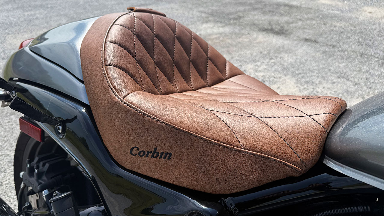 Brian B.'s Suzuki Boulevard M90
#ridecorbin #BuiltForTheRoad #motorcycleaccessories #motorcycles #motorcycle #Suzuki #suzuki #motorcycleseat #suzukiboulevard #suzukim90